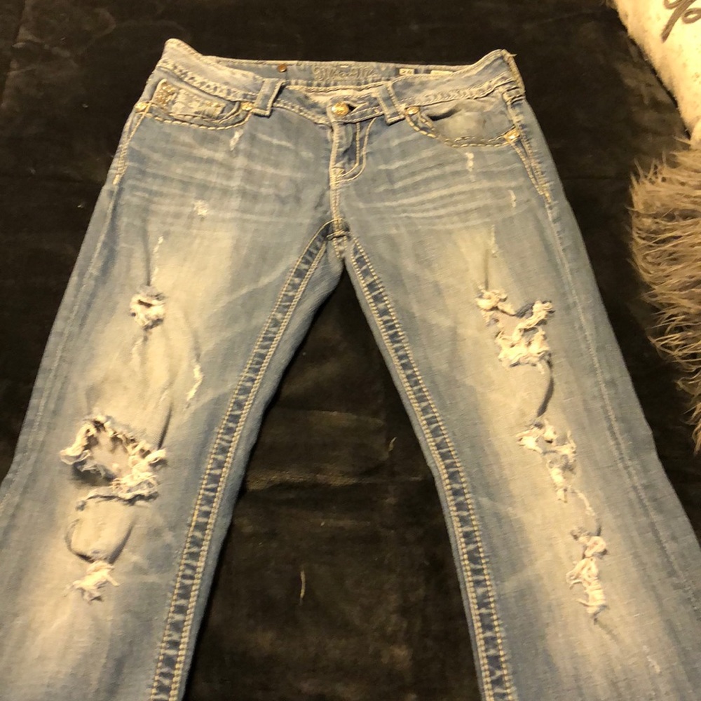 Miss Me size 28 inseam 32”